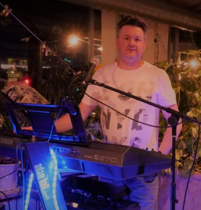 P1000813-1 P1000813-1